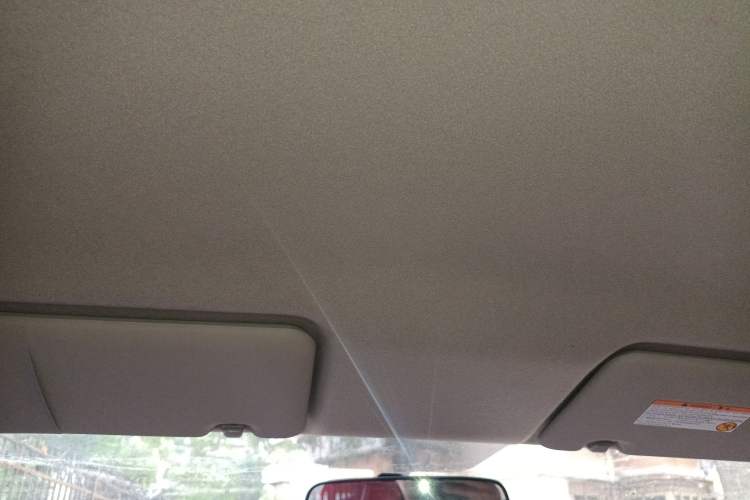 Used Nissan Livina 2010 Jingyue Edition 1.6L Manual All-Around Model