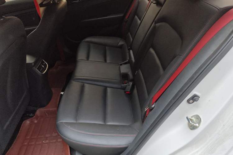 Used Hyundai Elantra (6th Generation / Lingdong) 2019 1.4T Dual-Clutch Xuan Dong · Dynamic Model