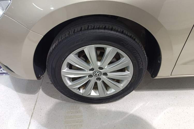 Used Volkswagen Bora 2019 Bora·Legend 1.5L Automatic Fashion Edition China VI Standard Left Front Wheel Hub