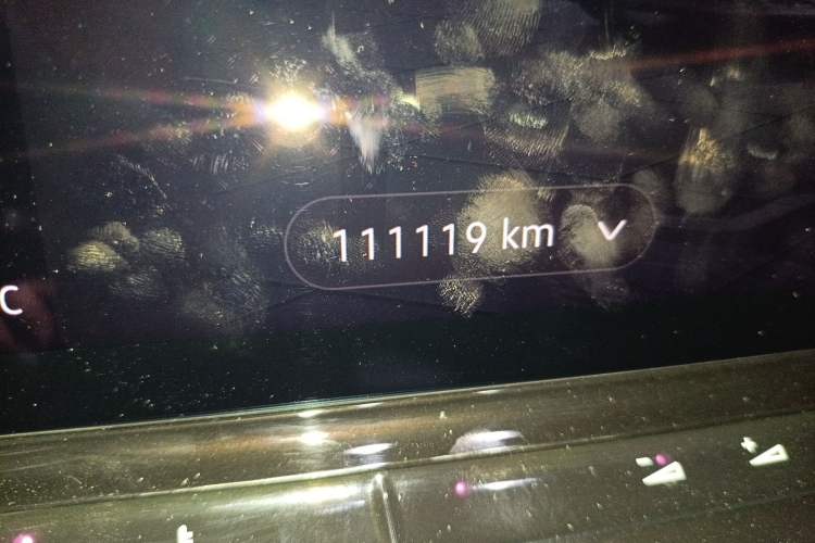 Used Volkswagen ID.4 X 2021 Pro Smart Long-Range Edition Odometer Close Up