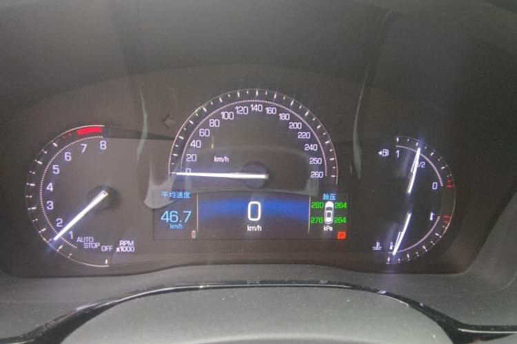 Used Cadillac XT5 2016 25T Tech Edition Instrument Cluster