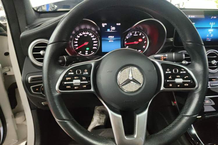 Used Mercedes-Benz GLC 2020 GLC 260 L 4MATIC Dynamic Model Steering Wheel