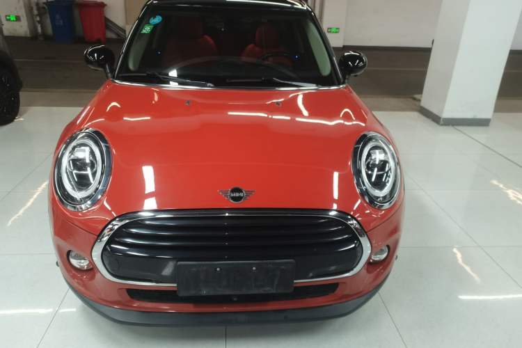 Used MINI MINI 2018 1.5T COOPER Classic Edition Five-Door Version
