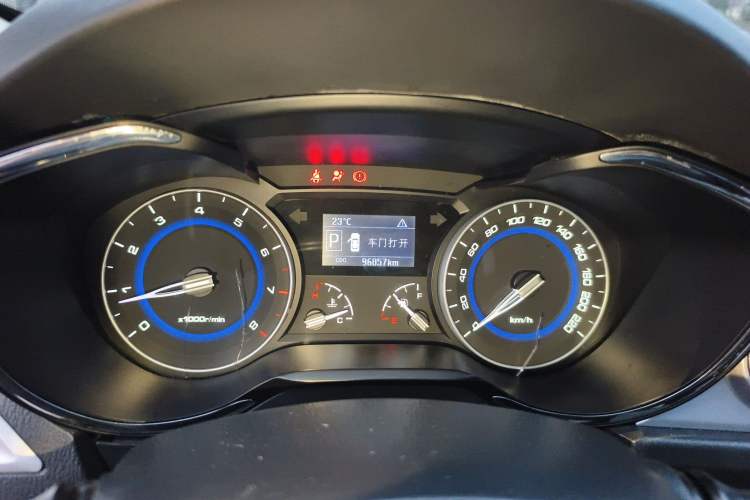 Used CHANGAN Alsvin V7 2015 1.6L Automatic Enjoyment Model China IV Standard
