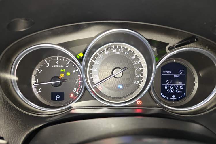 Used Mazda CX-5 2015 2.0L Automatic Two-Wheel Drive Urban Version
