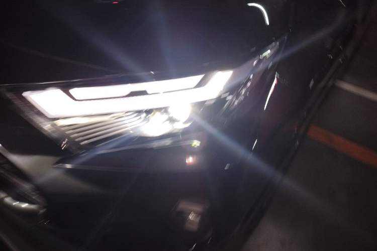 Used Toyota RAV4 2024 2.0L CVT Two-Wheel Drive Fashion Plus Edition
