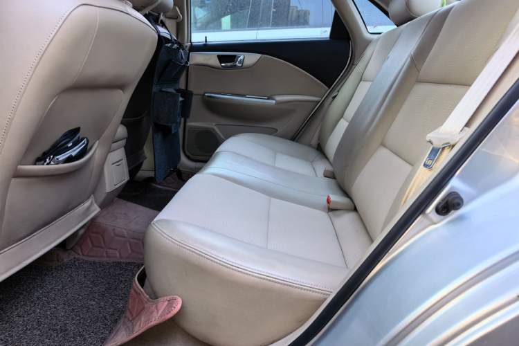 Used Buick Excelle 2011 1.6LX-AT