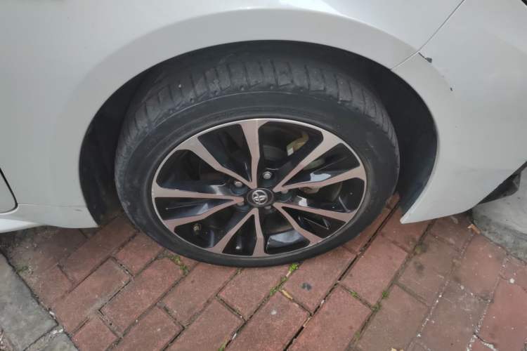 Used Toyota Levin 2021 Dual-Motor 1.8H E-CVT Sport Edition
