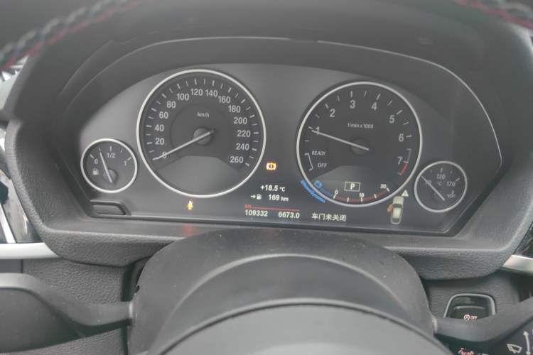 Used BMW 3 Series GT 2017 320i Sport Edition Instrument Cluster