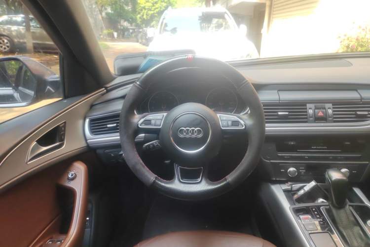 Used Audi A6L 2018 30th Anniversary Edition 45 TFSI quattro Sport model
