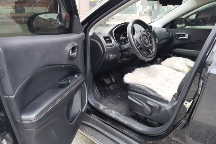 Used Jeep Compass 2017 200T Automatic Family Enjoyment Four-Wheel Drive Edition Driver Seat