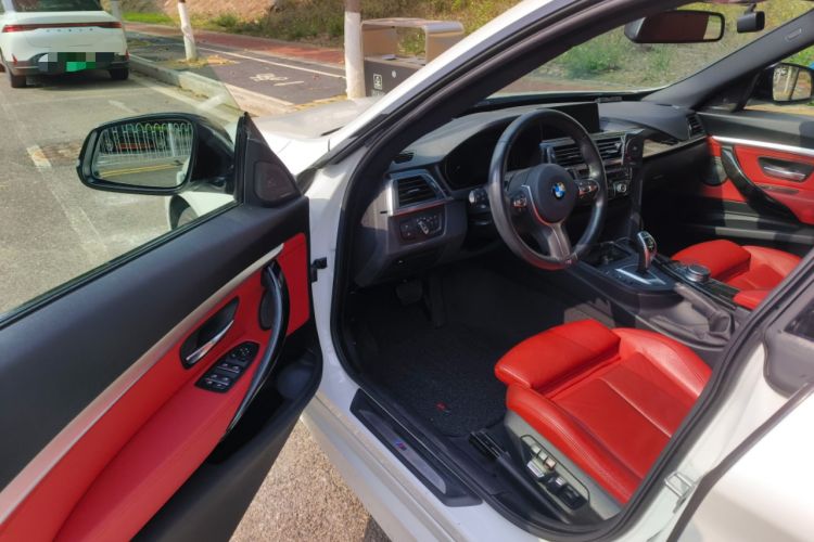 Used BMW 3 Series GT 2020 330i M Sport Night Edition Driver Seat