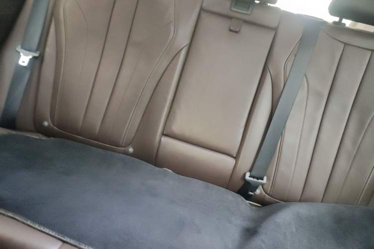 Used BMW X5 2018 xDrive28i
