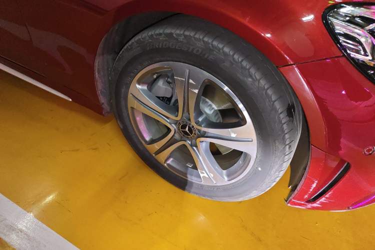 Used Mercedes-Benz C-Class 2019 C 260 L Sport Edition Right Front Wheel Hub