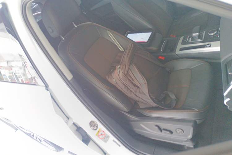 Used Audi Q5L 2020 Revised 40 TFSI Prestige Edition
