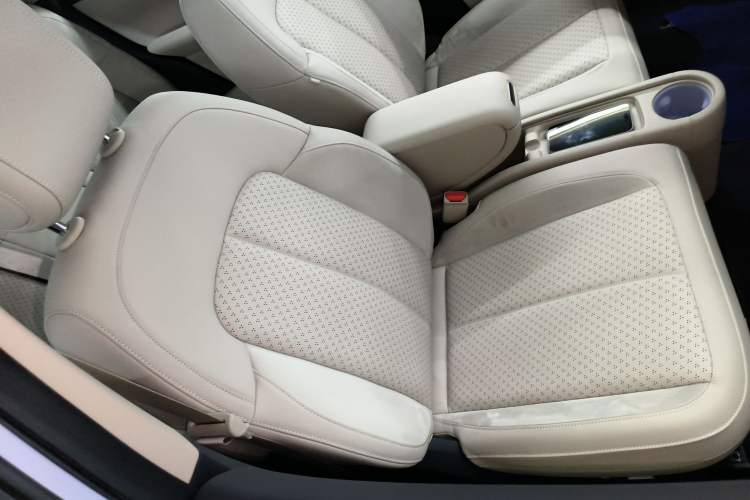 Used firefly 2025 Illuminated Edition
