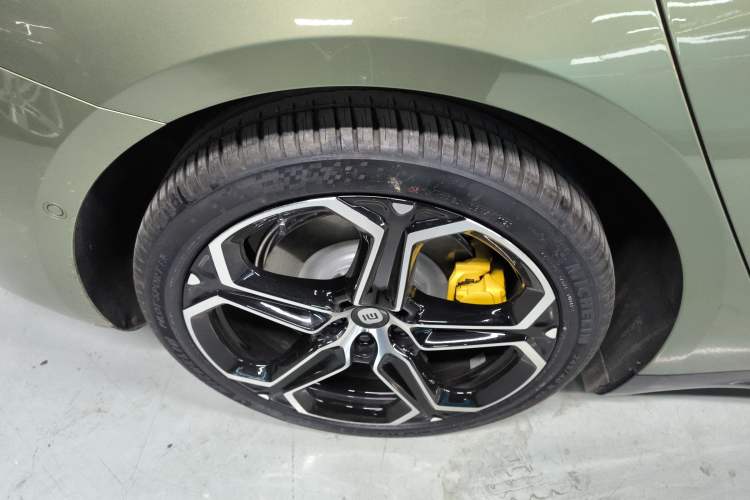 Used Xiaomi Auto SU7 2024 Rear-Drive Ultra-Long Range Advanced Pro-Level Intelligent Driving Version