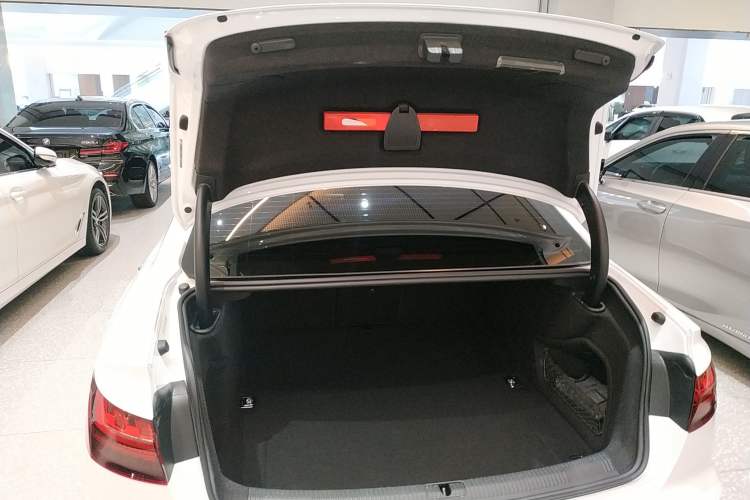 Used Audi A4L 2023 40 TFSI Fashion Dynamic Model
