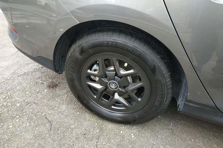 Used BYD Qin PLUS 2025 DM-i Smart Drive 55KM Leading Model
