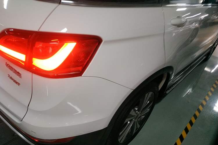 Used Haval H6 Coupe 2015 Blue Label 2.0T Automatic Two-Wheel Drive Prestige Model