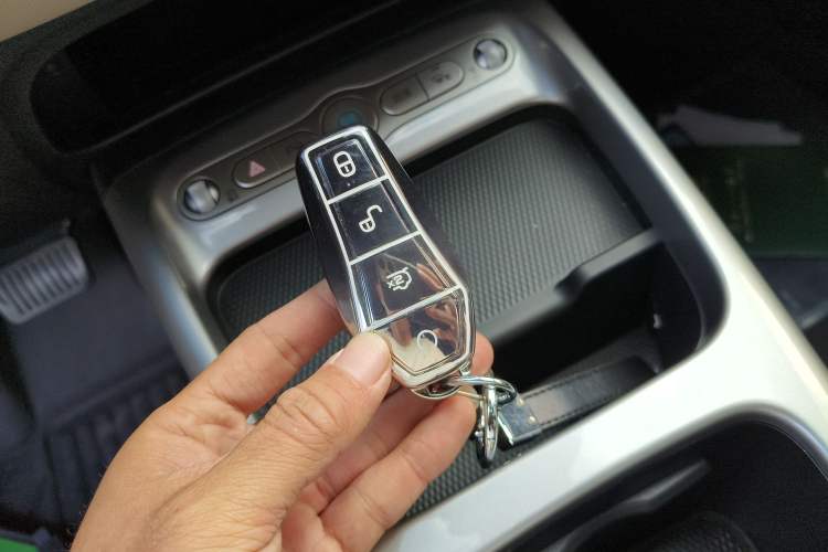 Used BYD Dolphin 2025 Smart Drive Version 420 km Freedom Edition