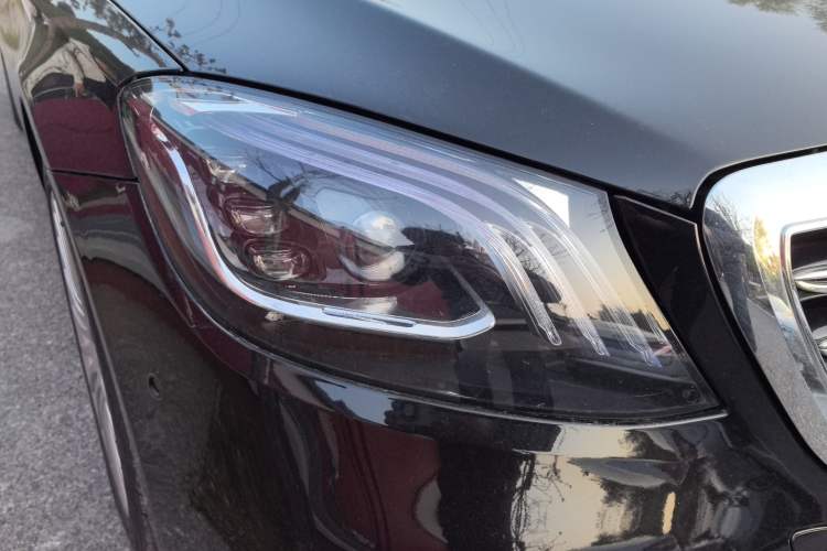 Used Mercedes-Benz S-Class 2014 S 320 L Business Model Right Front Headlight