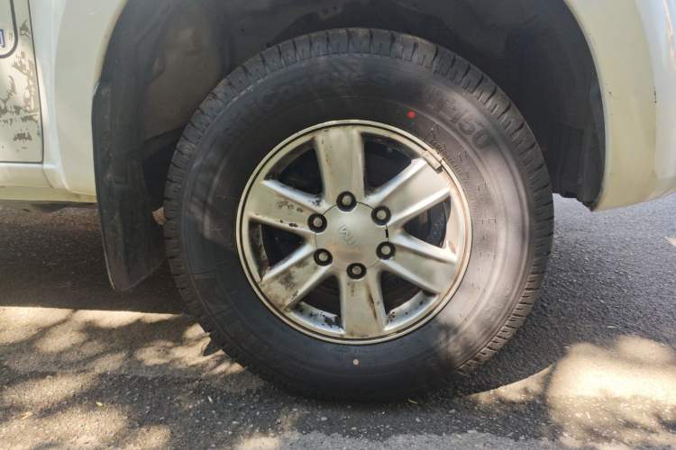 Used Isuzu JLM 2018 2.8T Classic Edition Two-Wheel Drive Luxury Version with Extended Cargo Bed JE493ZLQ5F
