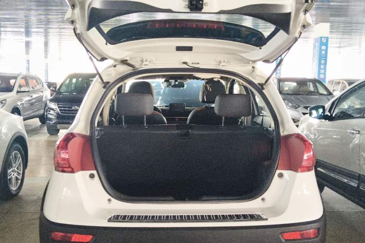 Used Haval H1 2016 Revised Version Blue Badge 1.5L Manual Comfort Edition
