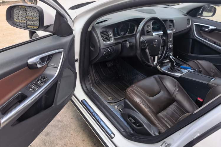 Used Volvo S60 New Energy 2015 S60L E-Drive Hybrid T6 Smart Drive Edition Driver Seat