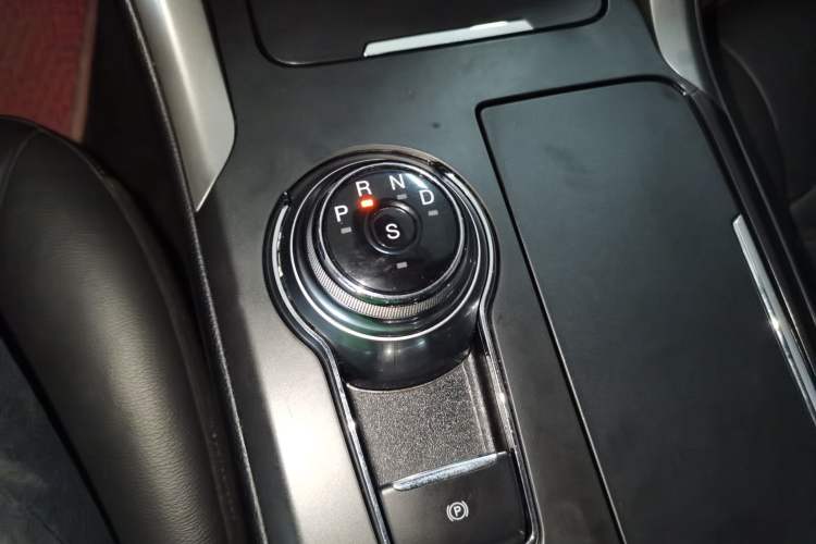 Used Ford Mondeo 2017 EcoBoost 200 Stylish Model
