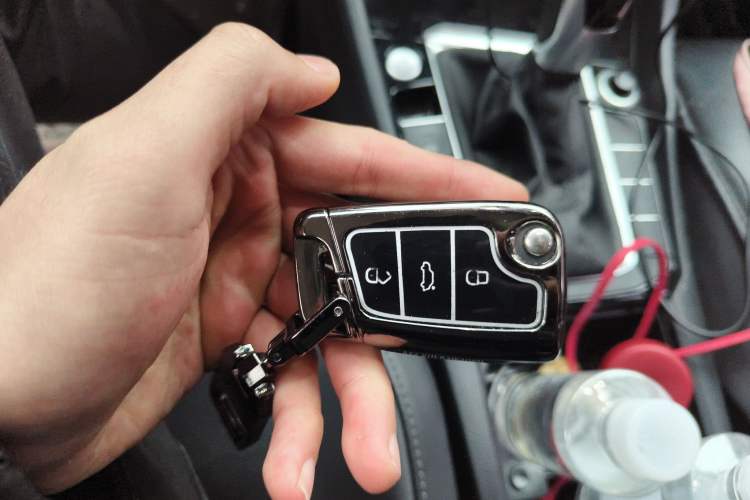 Used Volkswagen Sagitar 2020 280TSI DSG Comfort Version China VI Standard Vehicle Key