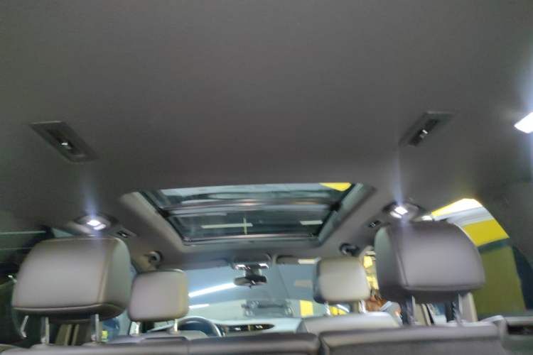 Used Cadillac XT6 2022 2.0T 7-Seater Four-Wheel-Drive Luxury Version