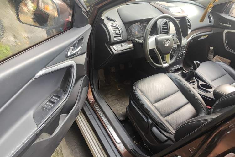 Used HYOSOW S6 2017 1.5T Manual Leading Model Driver Seat