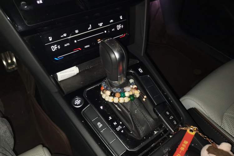 Used Volkswagen Magotan 2023 2 Million Units Commemorative Edition 330TSI DSG Luxury Version
