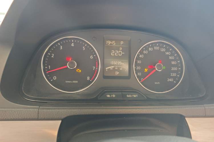 Used Volkswagen Lavida 2013 Revised Version 1.4 TSI DSG Comfort Edition
