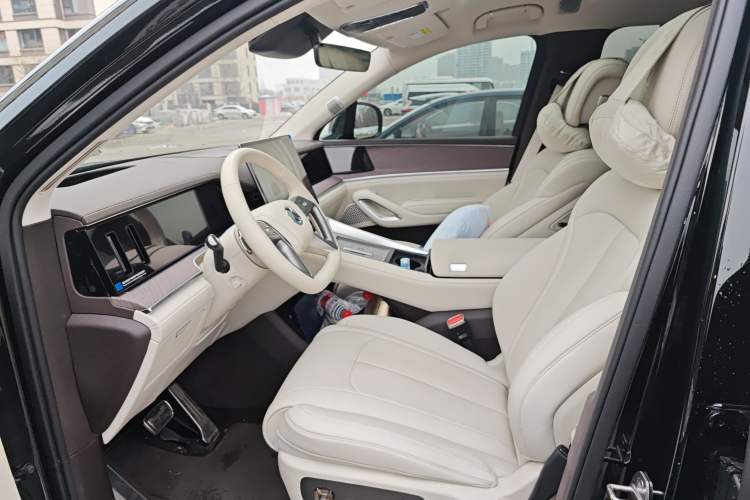 Used Denza N9 2025 Prestige Version
