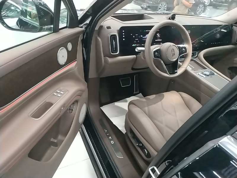 Used Hima AITO M9 2025 Extended-Range Ultra Version 52 kWh 5-Seater Edition — 15