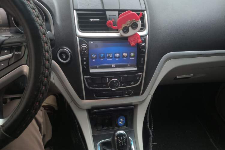 Used Geely Auto Emgrand 2014 Sedan 1.5L Manual Elite Model Audio And AC Panel