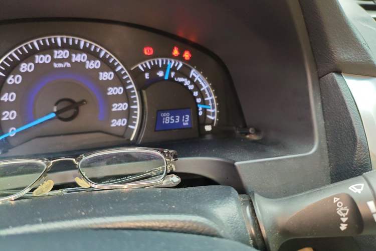 Used Toyota Camry 2015 2.0G Premier Edition
