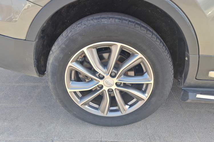 Used Geely Auto Emgrand X7 Sport 2018 1.8TD Automatic Two-Wheel Drive Smart Connect 4G Internet Edition
