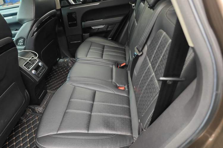 Used Zotye T800 2018 2.0T Automatic Prestige Smart Connectivity 7-Seater