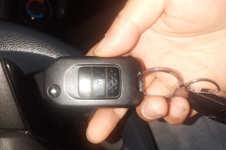 Used Honda Vezel 2020 1.5L CVT Pioneer Edition
