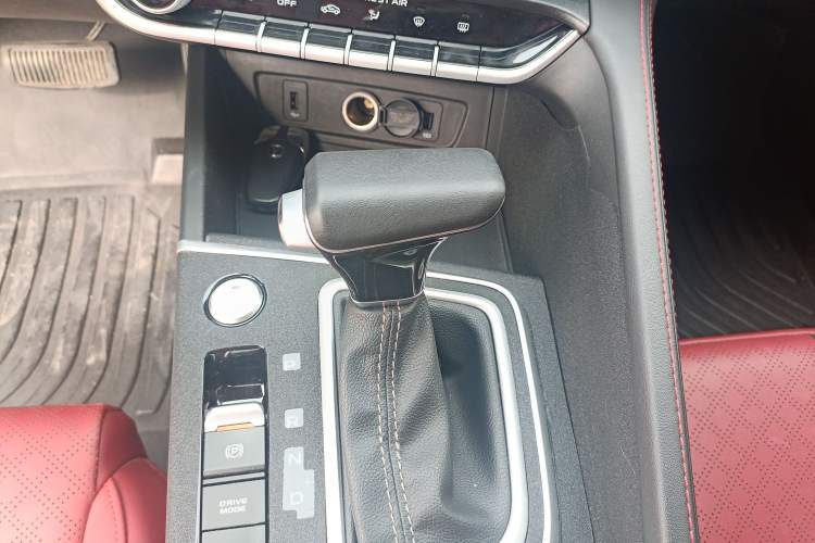 Used Changan Eado 2021 PLUS Blue Whale NE 1.4T GDI DCT Prestige Model
