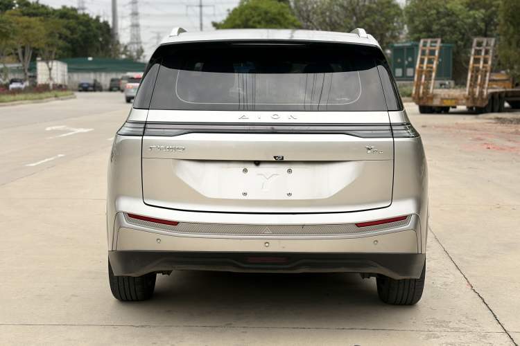 Used AION Y 2023 Younger Star Edition