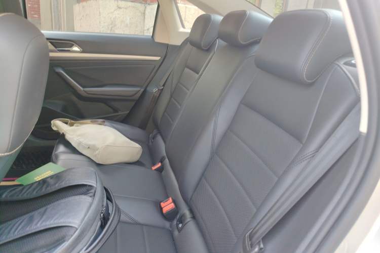 Used Volkswagen Lavida 2018 1.5L Automatic Comfort Edition China V Standard Left Rear Seat