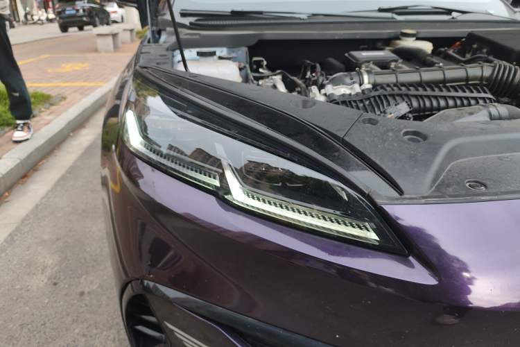 Used BYD Seal 06 New Energy 2025 DM-i Smart Drive 120KM Prestige Model Right Front Headlight