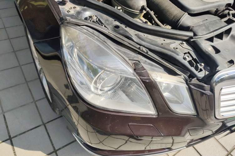 Used Mercedes-Benz E-Class 2009 E 300 Elegant Model