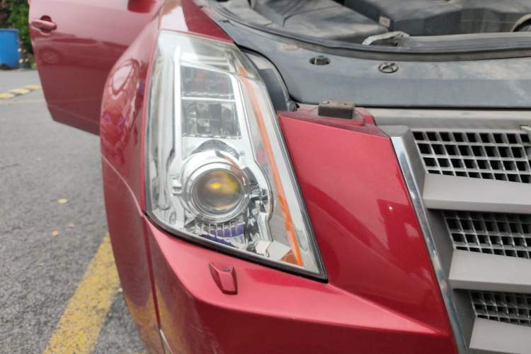 Used Cadillac CTS 2010 3.0 Luxury Sport Edition Right Front Headlight