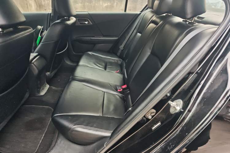 Used Honda Accord 2015 2.0L LX Comfort Edition
