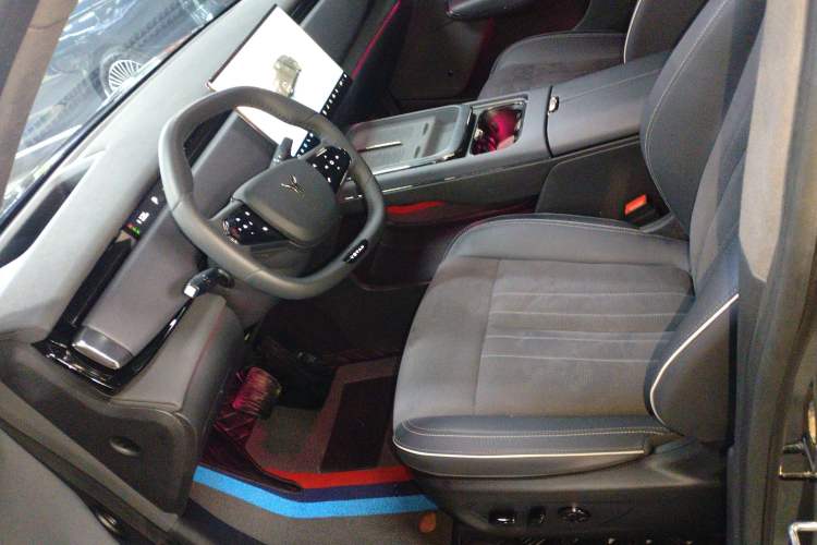 Used VOYAH COURAGE 2024 Four-Wheel Drive Global Edition
